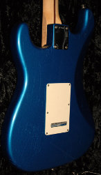 STRATOCASTER PRO CLOSET CLASSIC LAKE PLACID BLUE